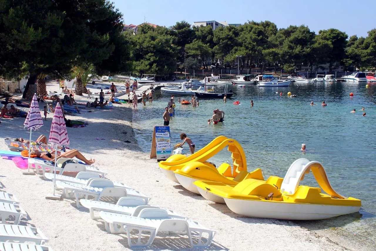 Family Friendly Apartments With A Swimming Pool Okrug Gornji, Ciovo - 16893 Trogir