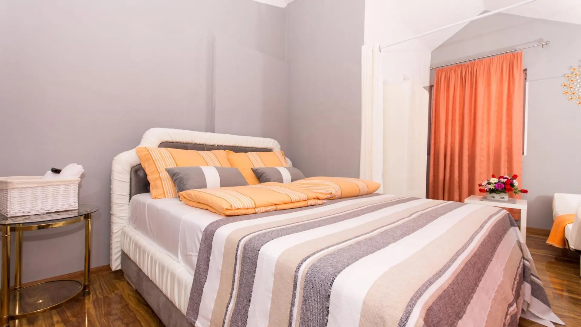 Family Friendly Apartments With A Swimming Pool Okrug Gornji, Ciovo - 16893 Trogir Croatia