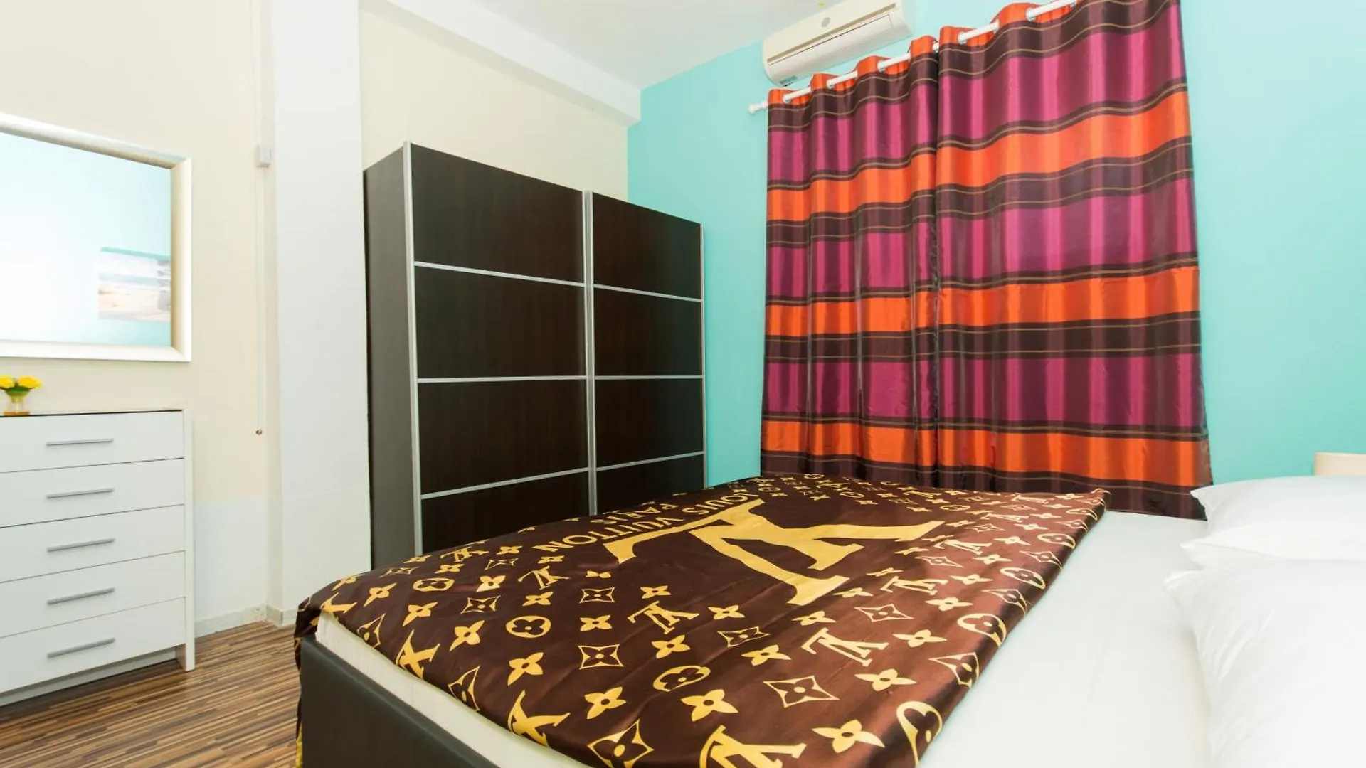 Family Friendly Apartments With A Swimming Pool Okrug Gornji, Ciovo - 16893 Trogir
