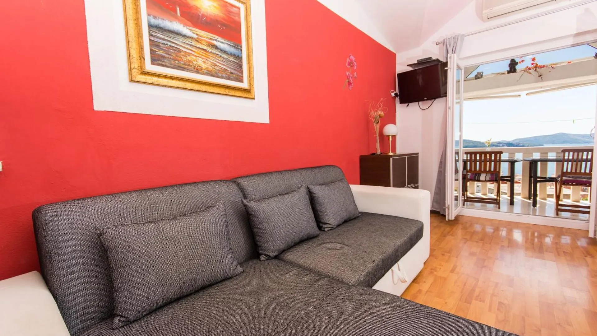 Family Friendly Apartments With A Swimming Pool Okrug Gornji, Ciovo - 16893 Trogir Croatia